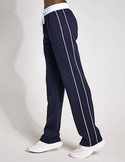 Lilybod The Rihanna Set - Navy Blue/White Pipingimage6- The Sports Edit